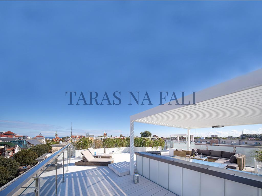 Taras Na Fali